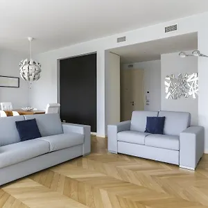 Apartment Riverside
